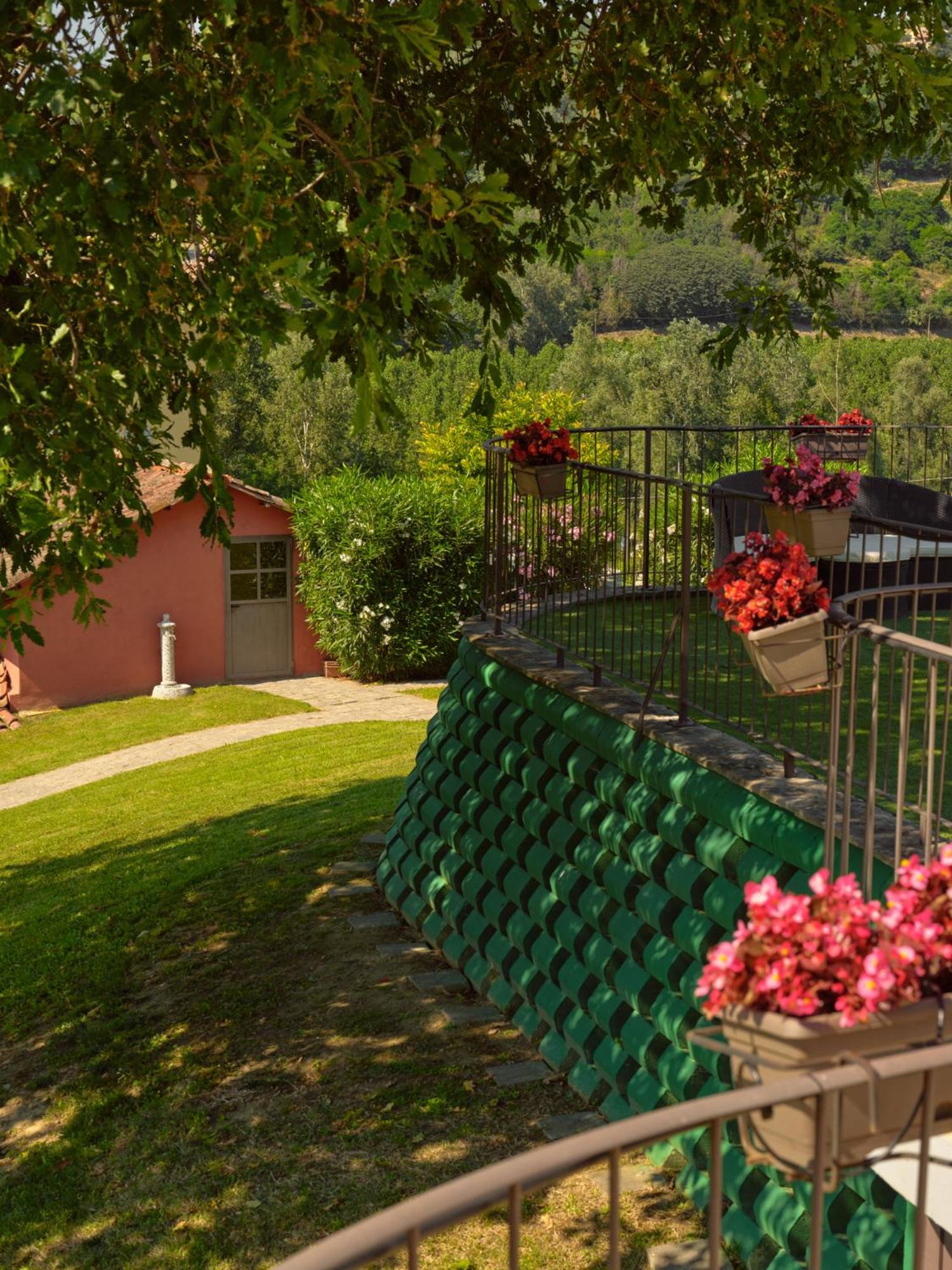 Vigna Dell'Acqua Villa Santo Stefano Belbo Exterior photo